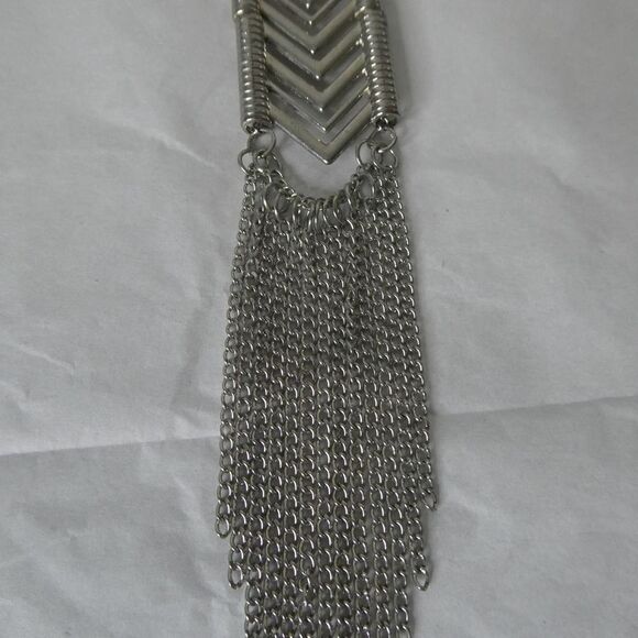 Boho Arrow Necklace - Picture 4 of 8